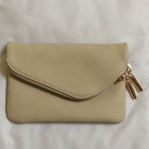 Women’s clutch